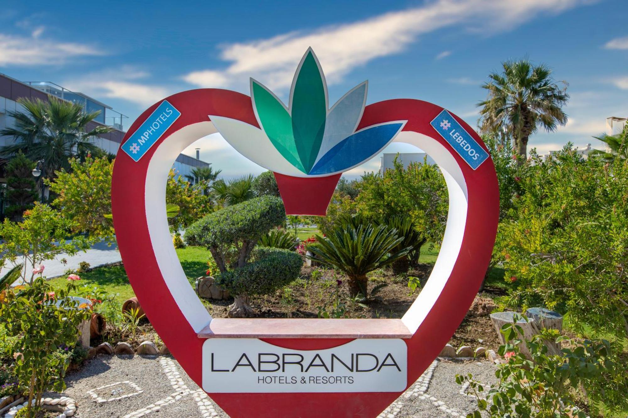 Labranda Lebedos Princess Seferihisar Exterior foto